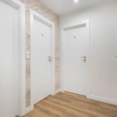 Center By Sofija Warsaw