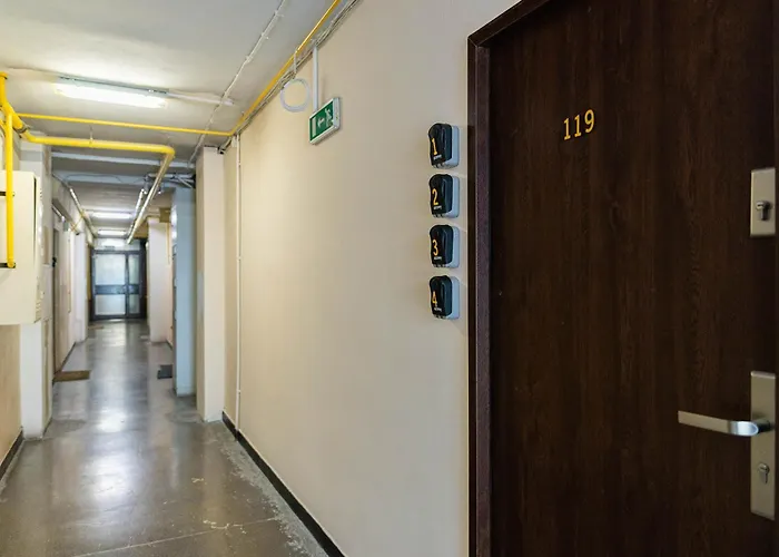 Center By Sofija Apartman *